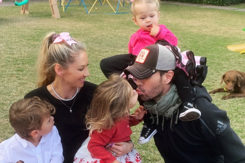 Фото детей Анны Курниковой и Энрике Иглесиаса вызвали небывалый ажиотаж в Сети