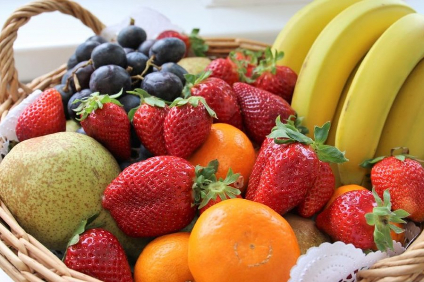 Врач Коновалов дал рекомендации по профилактике кишечных инфекций летом