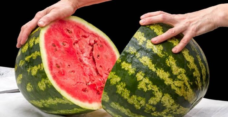 День арбуза отмечают 3 августа 2024 года