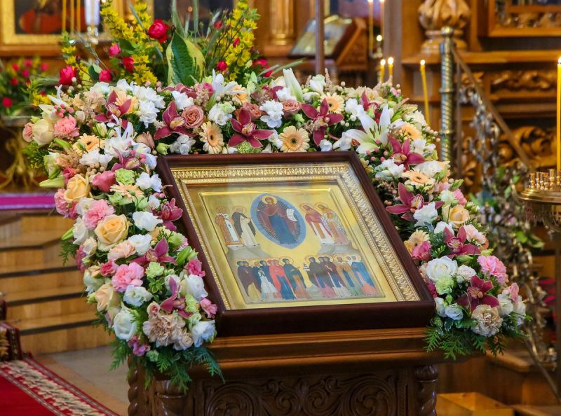 Церковные праздники 8 августа 2024 года призваны напомнить о подвигах мучеников Ермолая и Параскевы