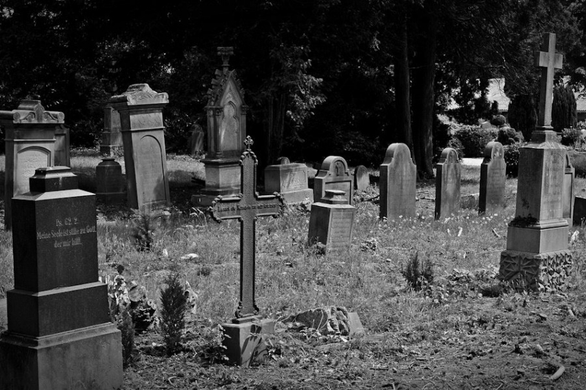 Экологичная альтернатива традиционным похоронам: водная кремация