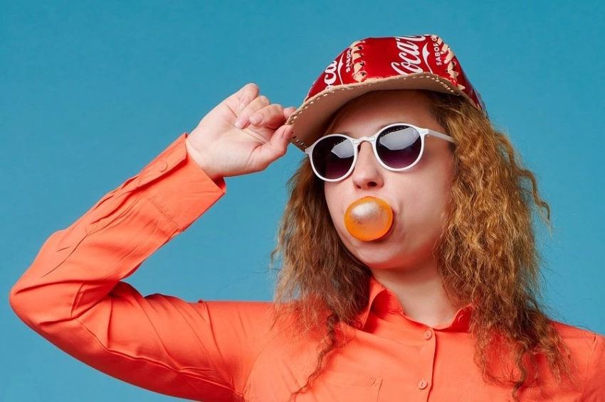 Неожиданные плюсы: жевательная резинка против стресса и изжоги