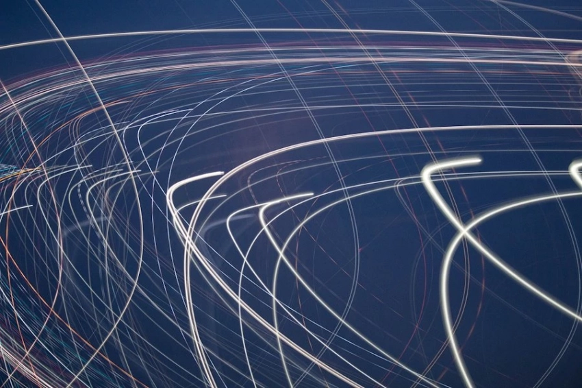 Движение со скоростью света и человеческое тело