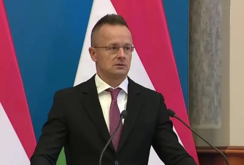 Венгрия получила от Еврокомиссии гарантии энергобезопасности, заявил глава МИД страны Петер Сийярто