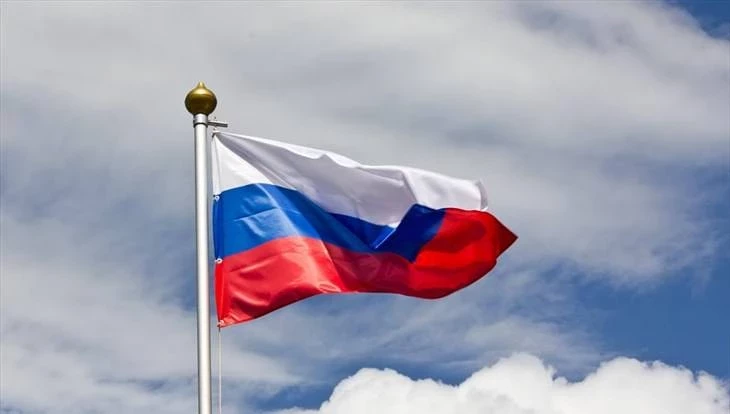 Куда пропали длинные выходные на 23 Февраля и 8 Марта: причины и последствия