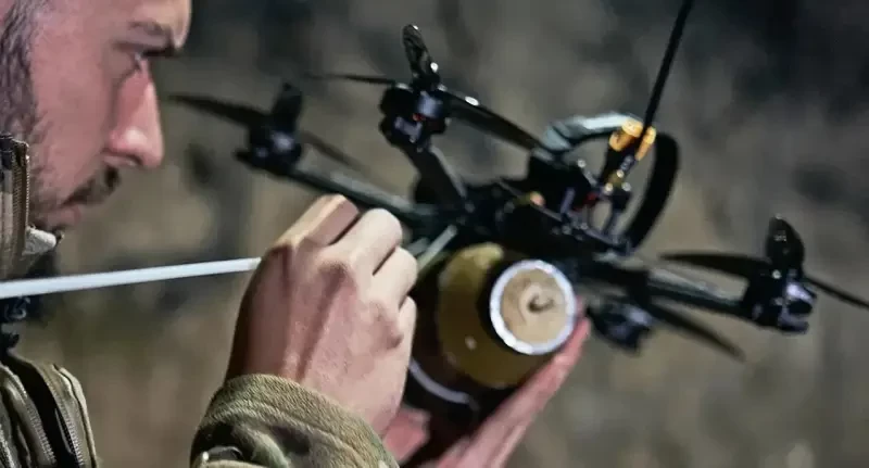 Могут сами стать целью: ВСУ заявили о сомнительной тактике борьбы с российскими FPV-дронами на оптоволокне