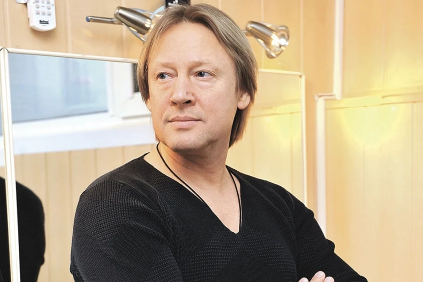 У Дмитрия хорошая погода, и все равно, где там идут дожди