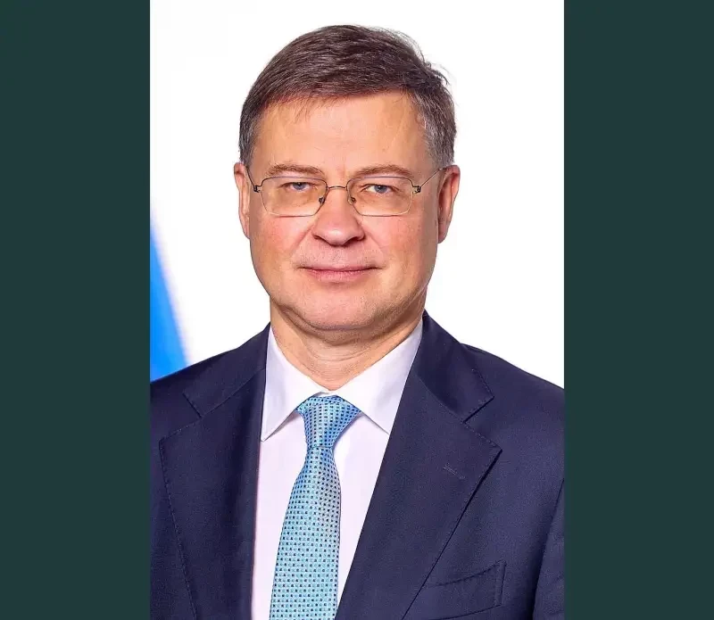 Еврокомиссар, бывший глава Латвии: Мы не отменим санкции против России, даже если это сделают США