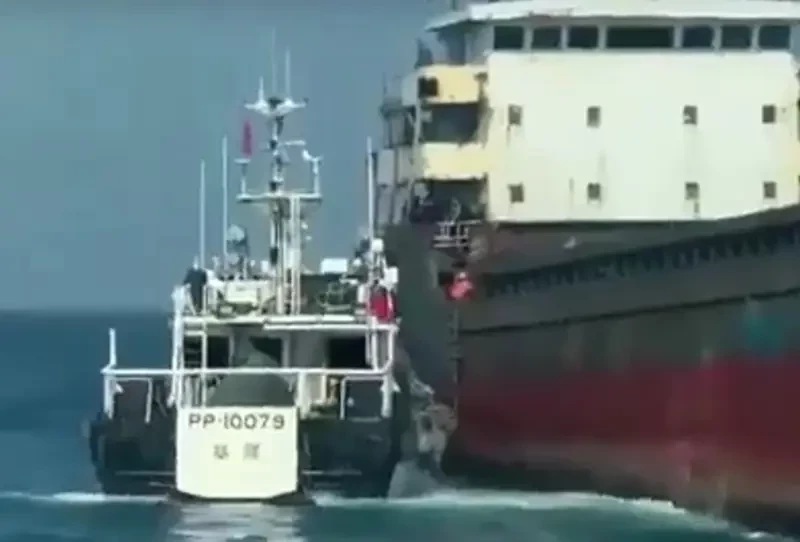 Береговая охрана Тайваня задержала китайское торговое судно, обвинив «в обрыве» подводного кабеля