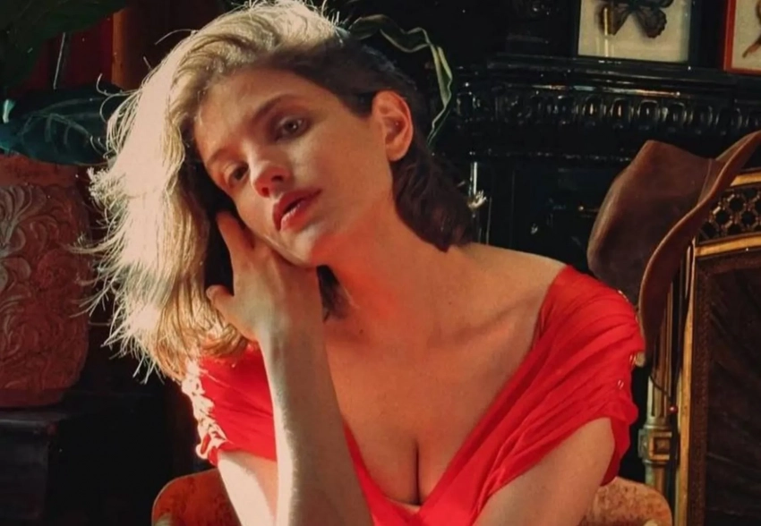 Аня Чиповская поделилась новыми фото на фоне развода с мужем