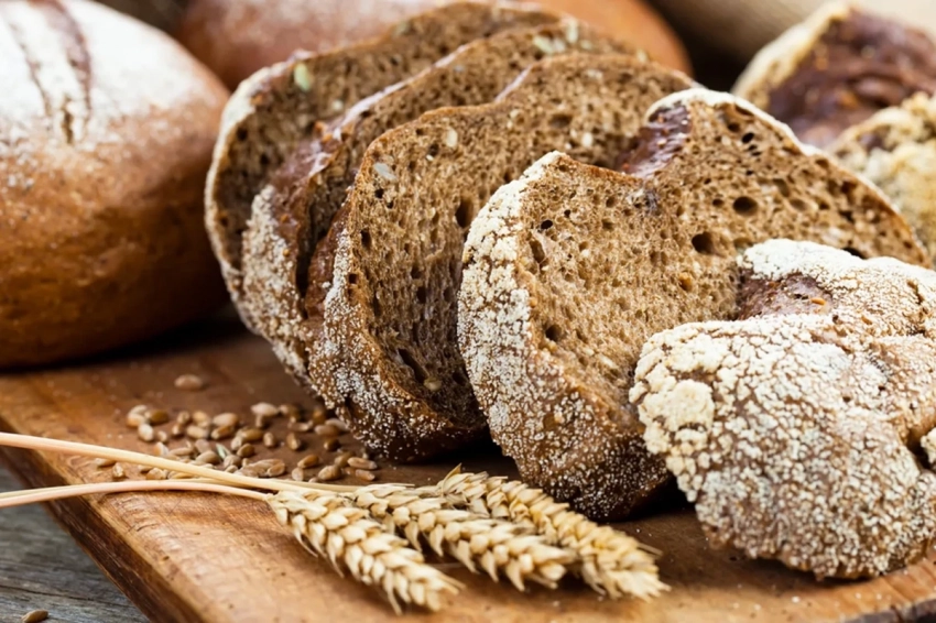 Диетолог порекомендовала россиянам чаще употреблять ржаной хлеб
