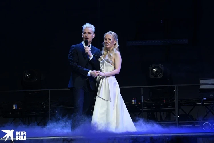 SHAMAN и Мизулина объявили себя парой, Петросян вышел из больницы, а Лорак тайно стала женой: главные новости шоу-бизнеса