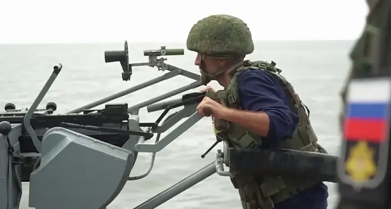 Военкор: ВМФ РФ не выработал защиту от морских дронов и поэтому почти не участвует в СВО