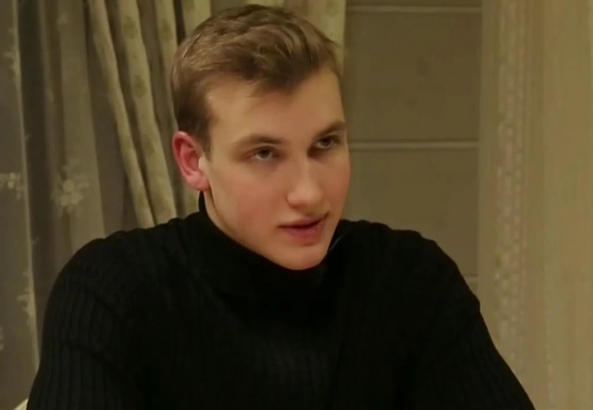 Младший сын Александра Лукашенко прилетел в Москву, и его снова обсуждают в сети