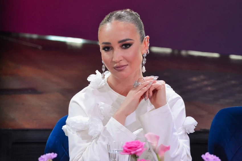 Ольга Бузова о своем крестном сыне-грудничке: "Знал бы он, кто его кормил"