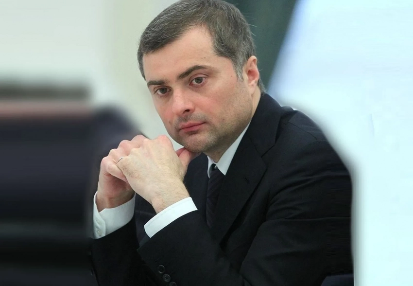 "Россия будет расширяться во все стороны так далеко, как пожелает Бог". Владислав Сурков дал первое за три года большое интервью