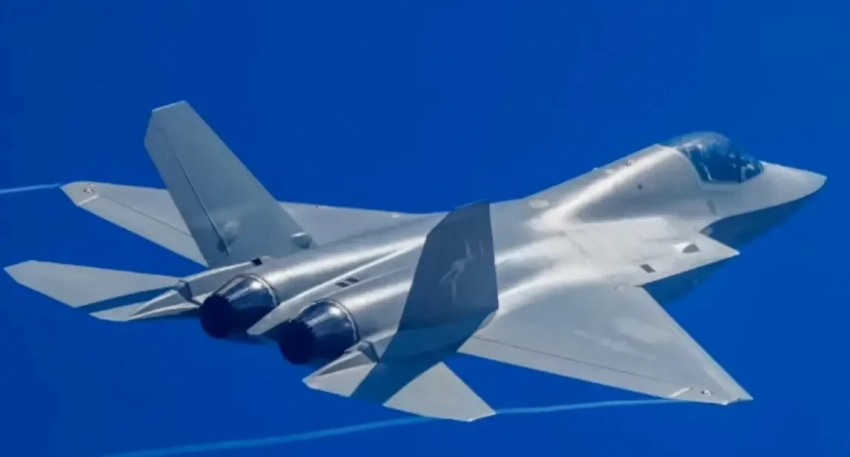 19FortyFive: США могут забыть о F-47, поскольку Китай строит один истребитель-«невидимку» за другим