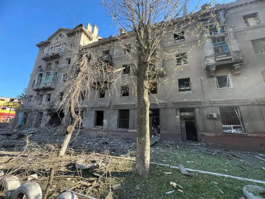 Дроны и HIMARS: войска киевского режима нанесли удары по Рыльску и Горловке