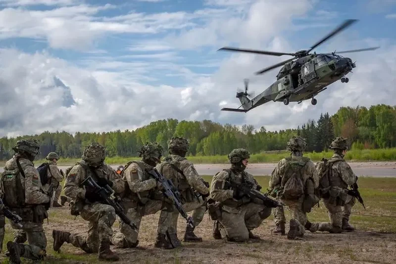 «Пока не обсуждается, но всё может поменяться»: Мерц заявил, что планов по отправке солдат Бундесвера на Украину нет