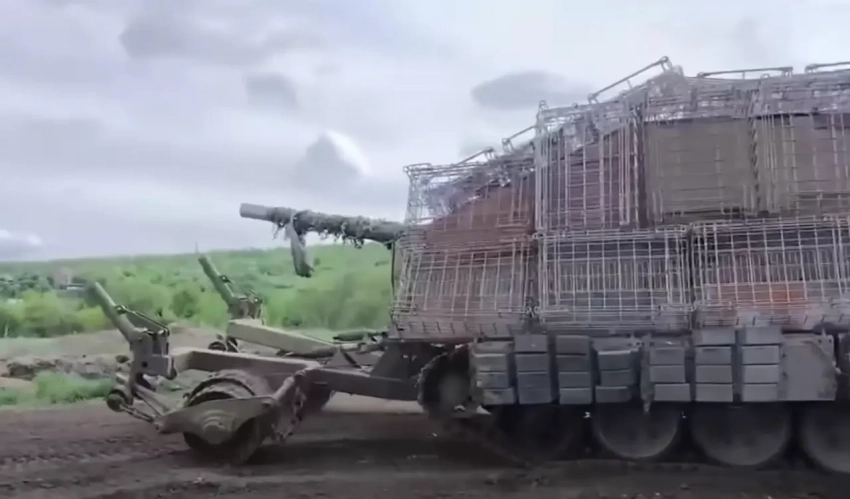 В ходе парада на Красной площади теперь было бы правильно показывать и технику фронтовых «Кулибиных»