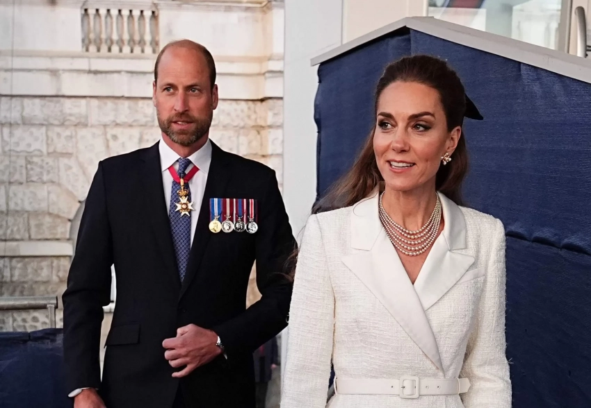 Кейт Миддлтон и принц Уильям, Карл III и королева Камилла посетили концерт по случаю 80-летия Победы