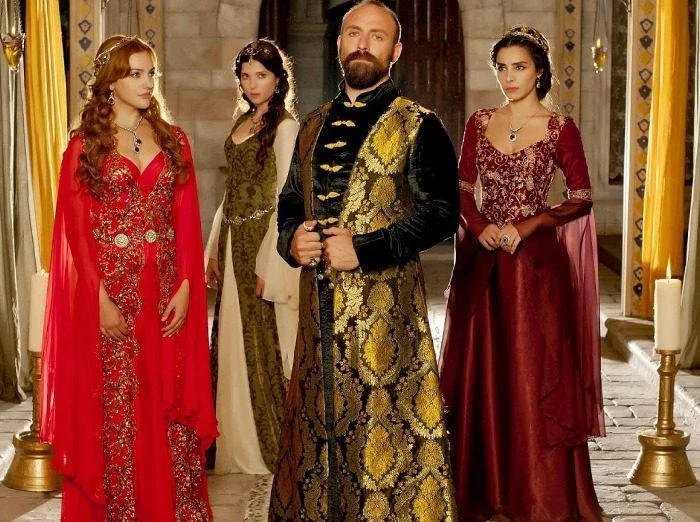 Тайны кулинарного искусства: чем кормили наложниц Сулеймана в гареме