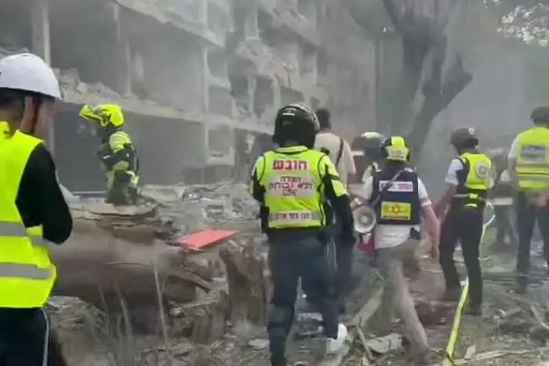 «Это будет первый шаг»: Иран обещает «уничтожить Израиль» в ответ на американские удары по ядерным объектам