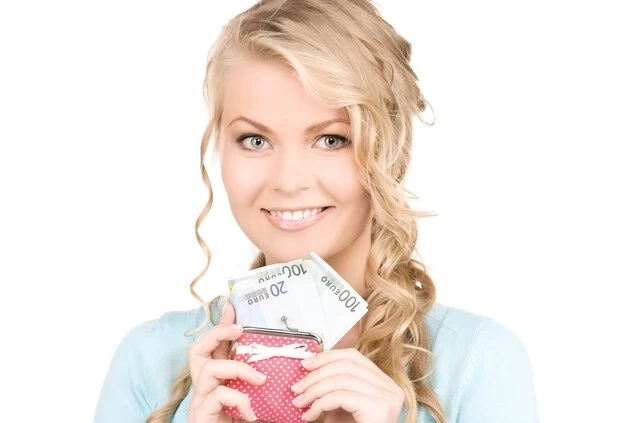 Какие три знака зодиака разбогатеют в июне 2025 года