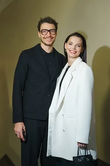 "За красоту внешнюю — спасибо маме с папой". Максим Матвеев рассказал о детях от Елизаветы Боярской, комплексах и гороскопах