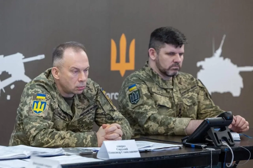 Главком ВСУ Сырский 4-е сутки молчит в сети и никак не прокомментировал рапорт Драпатого - обратили внимание в украинской блогосфере