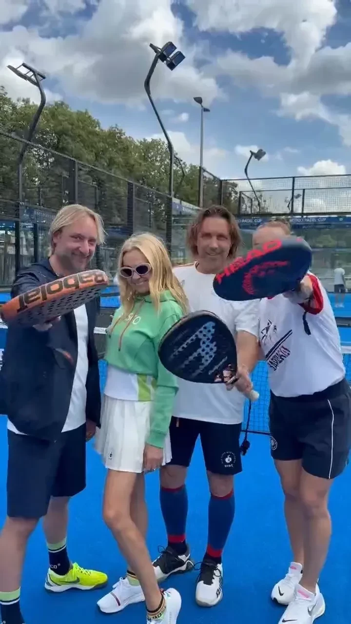 Яна Рудковская показала, как Евгений Плющенко выглядит спустя месяц после блефаропластики