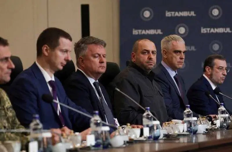 Британский эксперт: Киев пытался на переговорах продавить Москву ультиматумом Трампа, но Зеленский просчитался