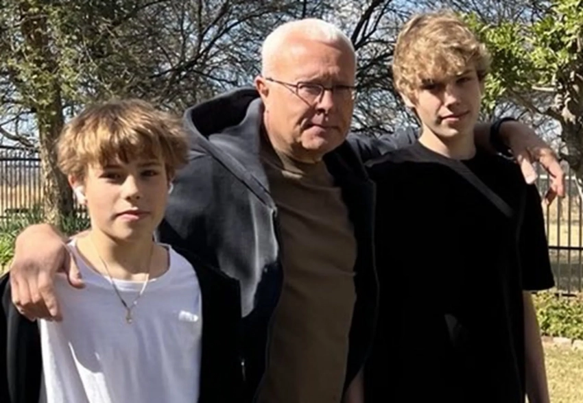 Александр Лебедев проводит время с сыновьями от Елены Перминовой