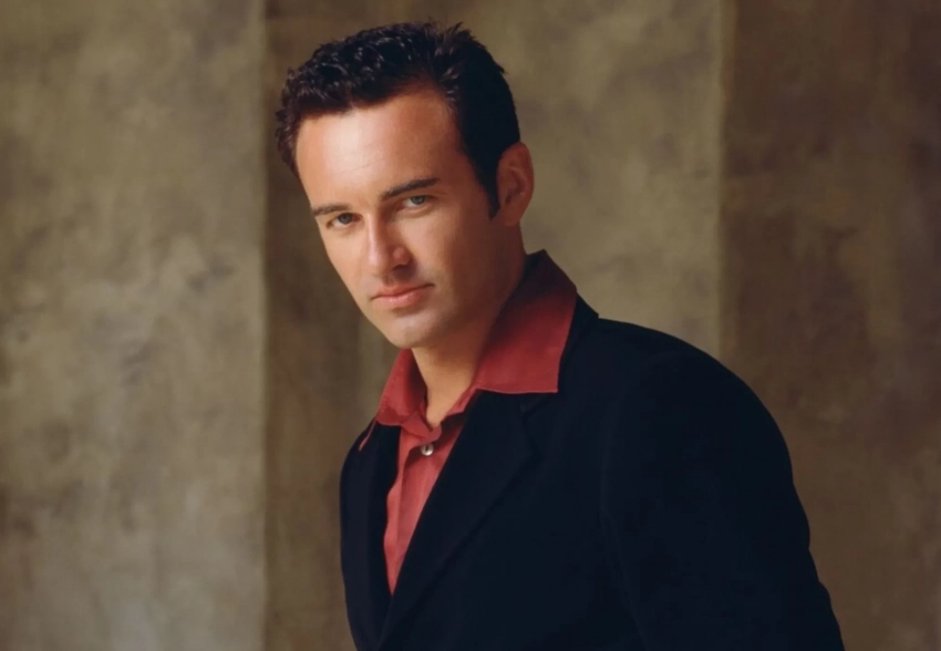 Умер звезда "Зачарованных" Джулиан Макмэхон