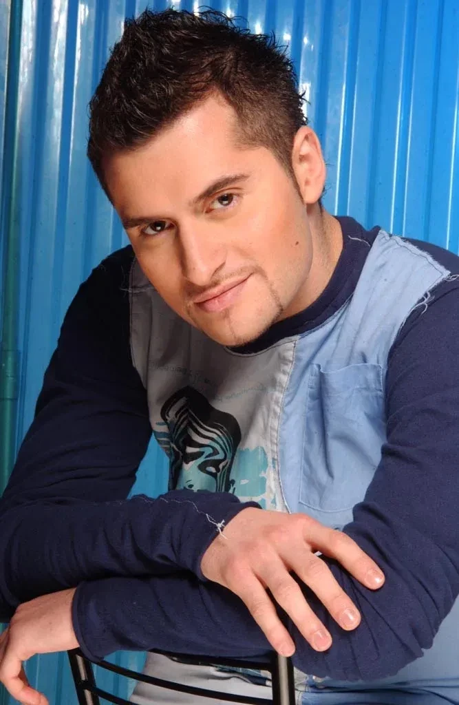 Бывшие участники "Фабрики звёзд" Ираклий Пирцхалава и Михаил Гребенщиков подрались на футбольном фестивале