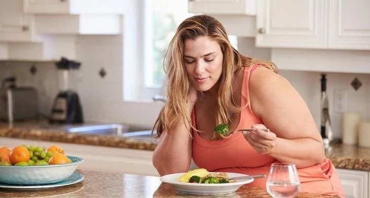 Секреты похудения: почему время приема пищи так важно