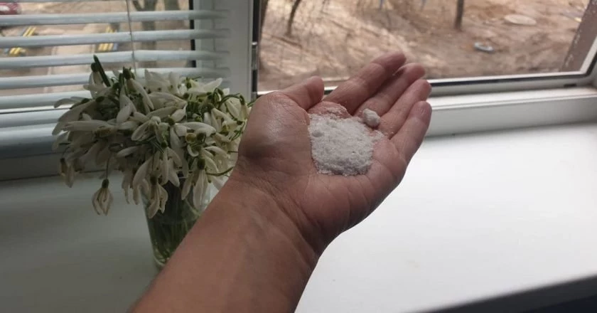Золотой период: зачем сыпать соль на подоконник в августе, суть ритуала