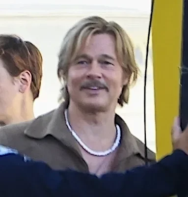 Брэда Питта заметили с "новым" лицом и заподозрили в злоупотреблении ботоксом