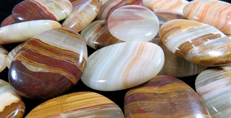 «Ноготь Афродиты»: в чем заключаются магические и лечебные свойства оникса