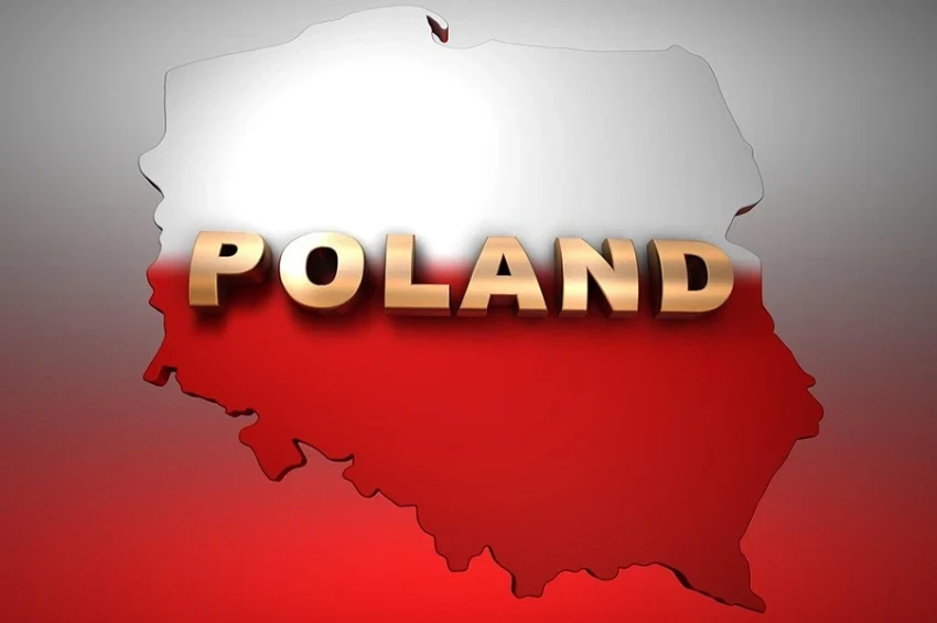 Президент Польши злит армию и премьера ради интересов США