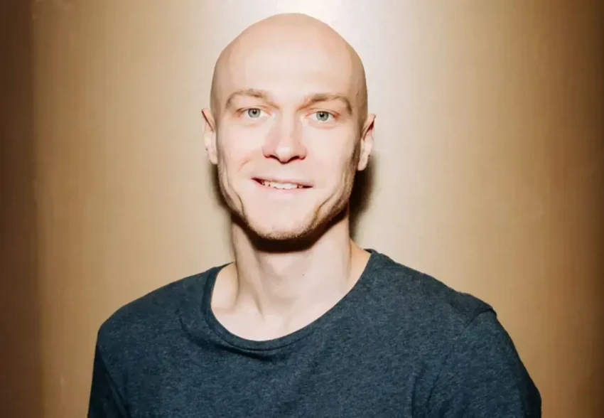 Новый кассовый рекорд: билеты на "Гамлета" с Юрой Борисовым перепродают за 170 тысяч рублей